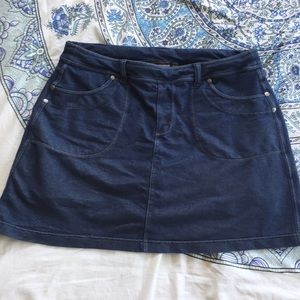 Athleta stretchy denim skirt